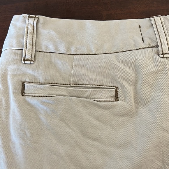 Caslon 5- inch Twill Shorts Size 4 Petite - Picture 9 of 9